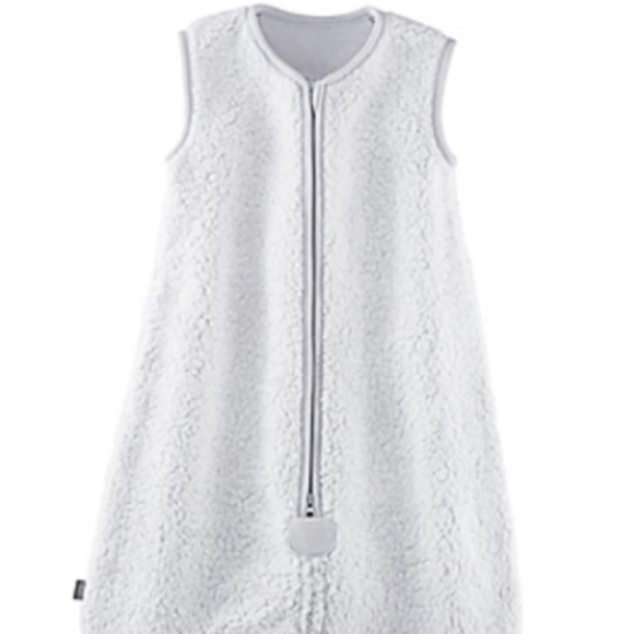 Brand new UGG Casey Wearable Blanket 6-12 Months Brand New In Box - Picture 6 of 6